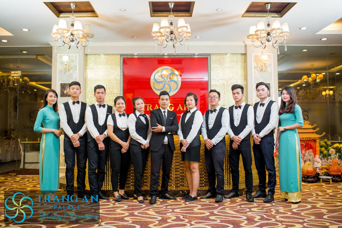 Đội ngũ nhân viên tại Tràng An Palace
